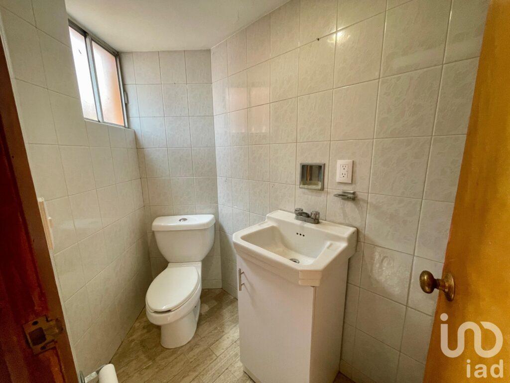 Casa en Venta en Santa Cruz del Monte, Naucalpan, Edo. Méx.