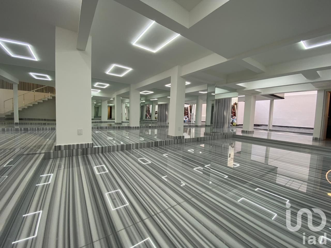 Renta de Local Comercial En Insurgentes Mixcoac.