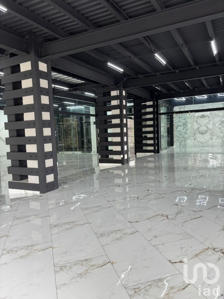 Renta de local comercial en la Col. Roma.