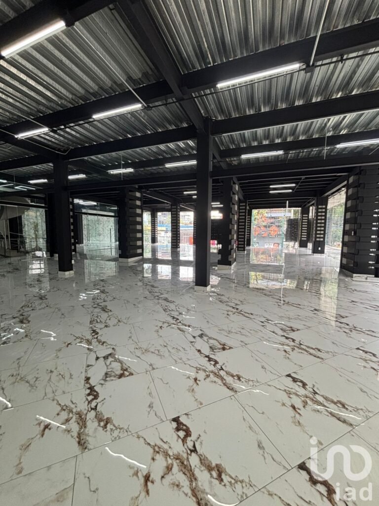 Renta de local comercial en la Col. Roma.