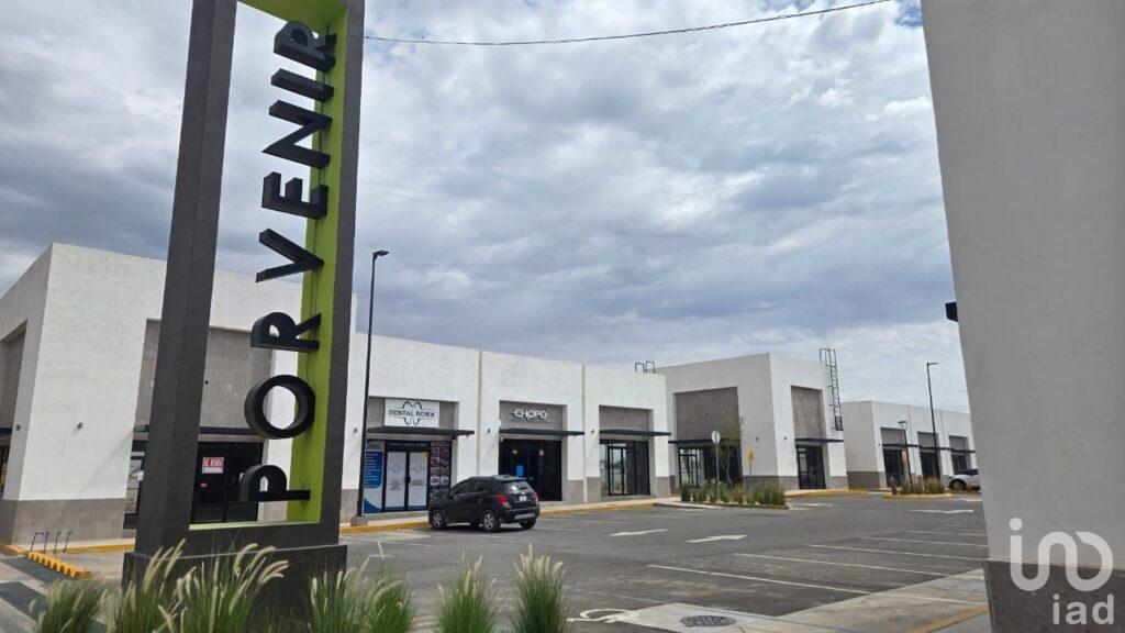 Locales comerciales en Venta, Plaza Comercial a 5 minutos de Puente Zaragoza, Cd Juarez