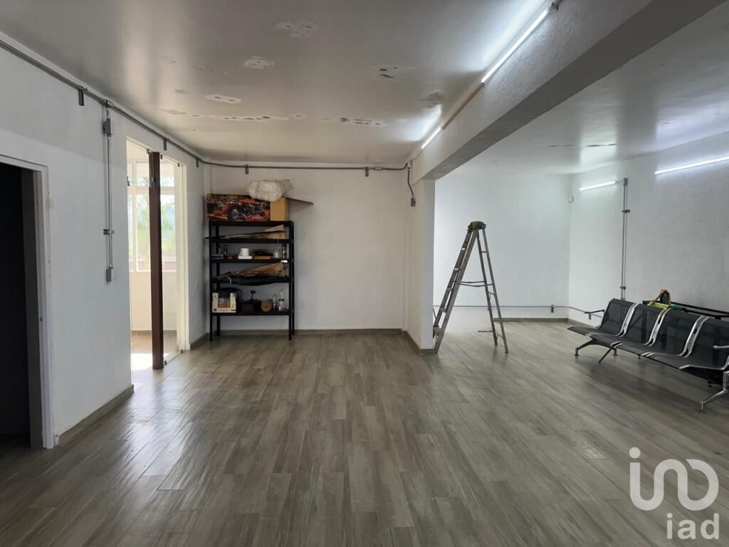 OFICINAS EN RENTA EN BOULEVARD SIGLO XXI NORTE PONIENTE, AGUASCALIENTES.