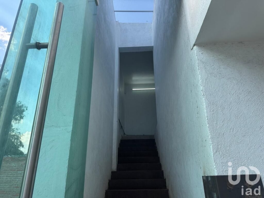 OFICINAS EN RENTA EN BOULEVARD SIGLO XXI NORTE PONIENTE, AGUASCALIENTES.