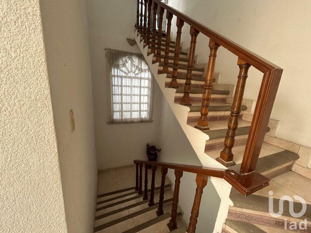 Casa con alberca, al norte de Cuernavaca