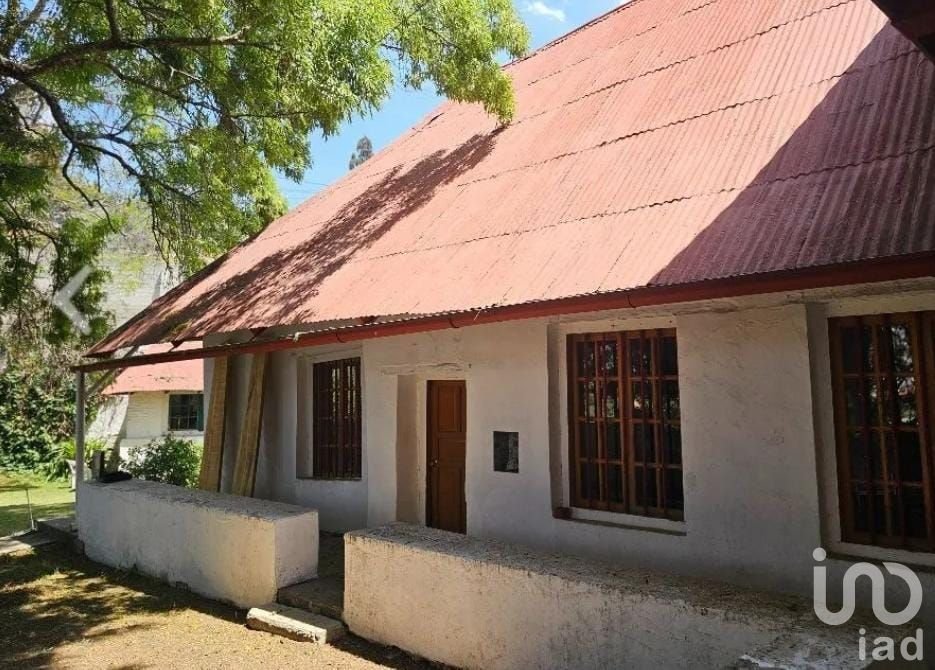 CASA EN VENTA EN EL CENTRO DEL PUEBLO MAGICO DE REAL DEL MONTE,HIDALGO