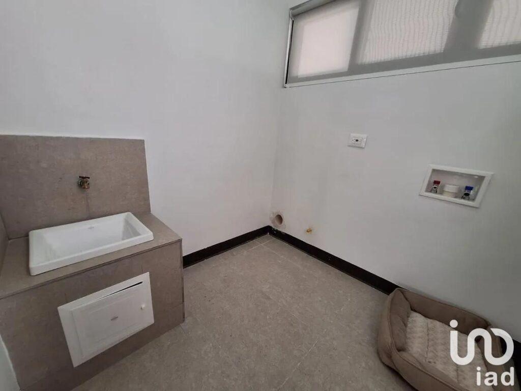 CASA EN RINCONADAS DEL VALLE II MODELO GIRONA ZONA SENDERO