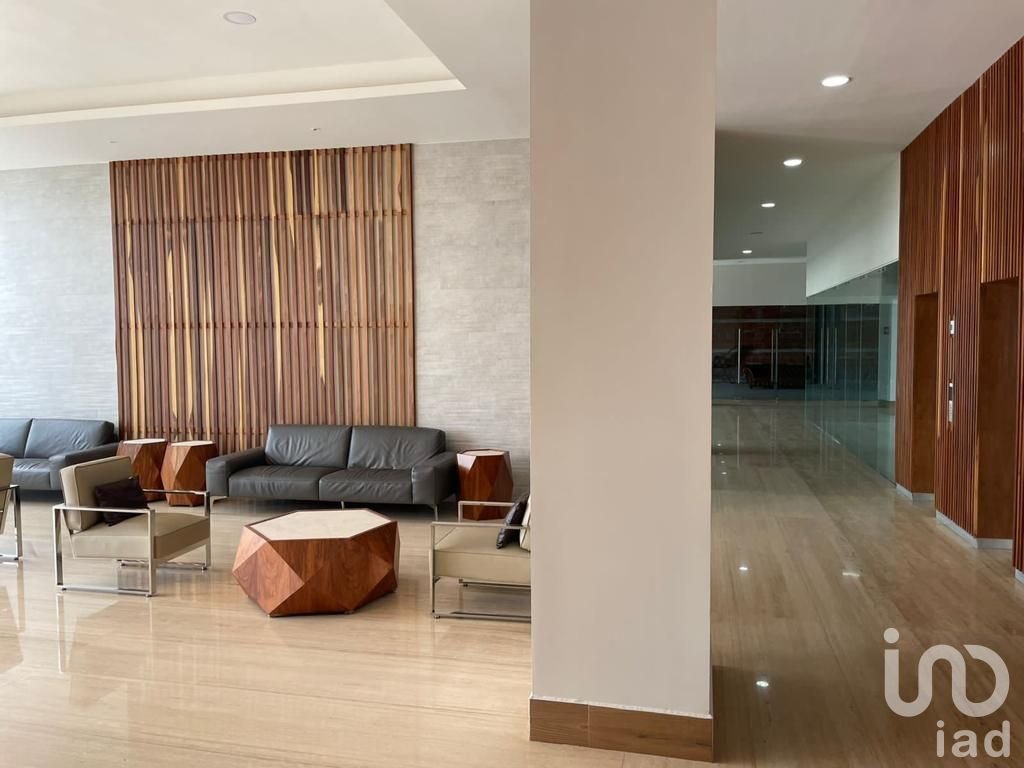 Local en renta en Corporativo Titanium