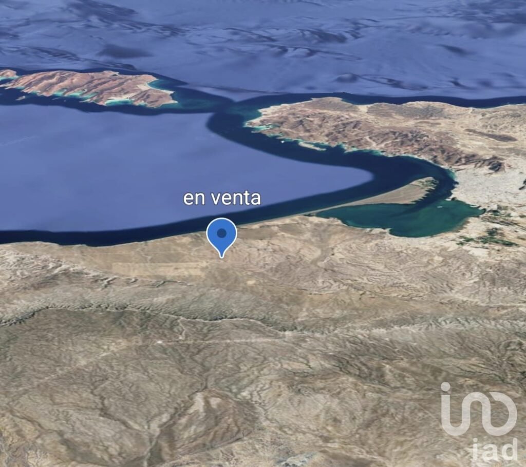 VENTA TERRENO DESARROLLO HABITACIONAL EN  LA COL. BONFIL EN LA PAZ BCS CERCA DEL MAR