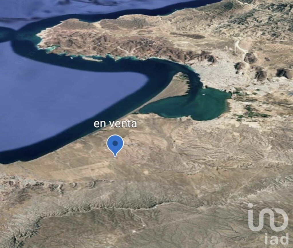 VENTA TERRENO DESARROLLO HABITACIONAL EN  LA COL. BONFIL EN LA PAZ BCS CERCA DEL MAR