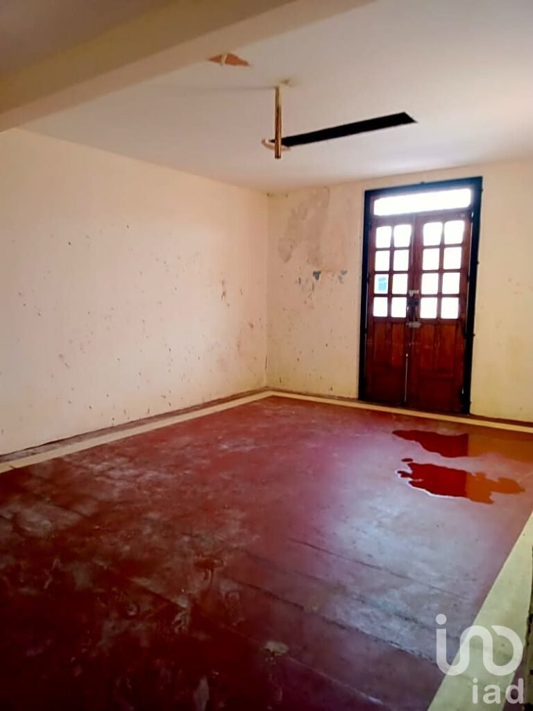 PROPIEDA EN VENTA EN ZONA CENTRO DE TAPACHULA APTA PARA OFICINAS ESCUELA, COMERCIO O CASA HABITACION