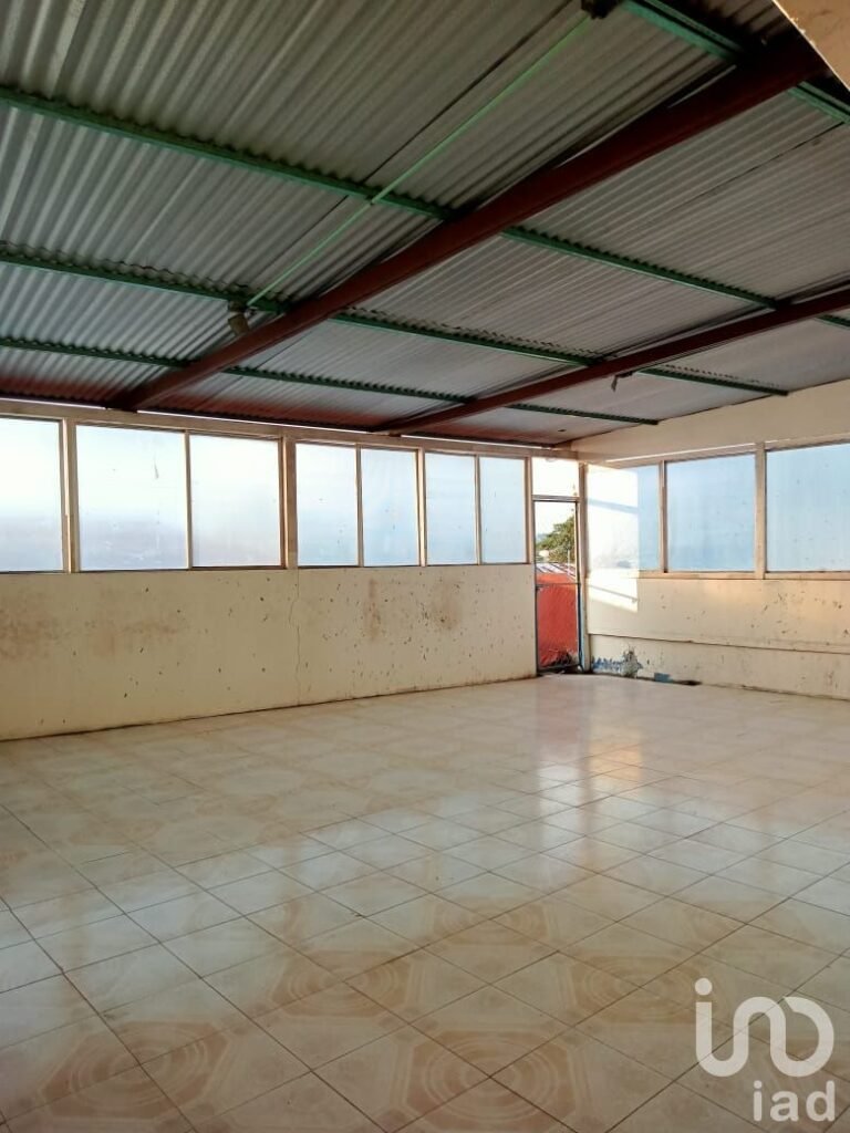 PROPIEDA EN VENTA EN ZONA CENTRO DE TAPACHULA APTA PARA OFICINAS ESCUELA, COMERCIO O CASA HABITACION