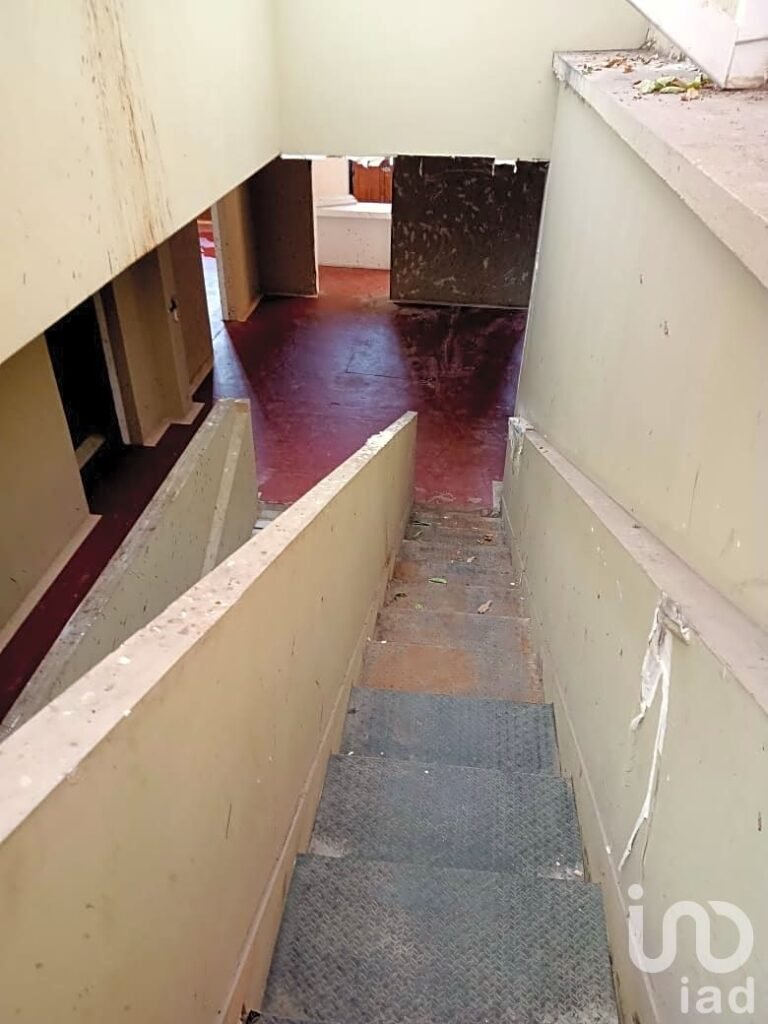 PROPIEDA EN VENTA EN ZONA CENTRO DE TAPACHULA APTA PARA OFICINAS ESCUELA, COMERCIO O CASA HABITACION