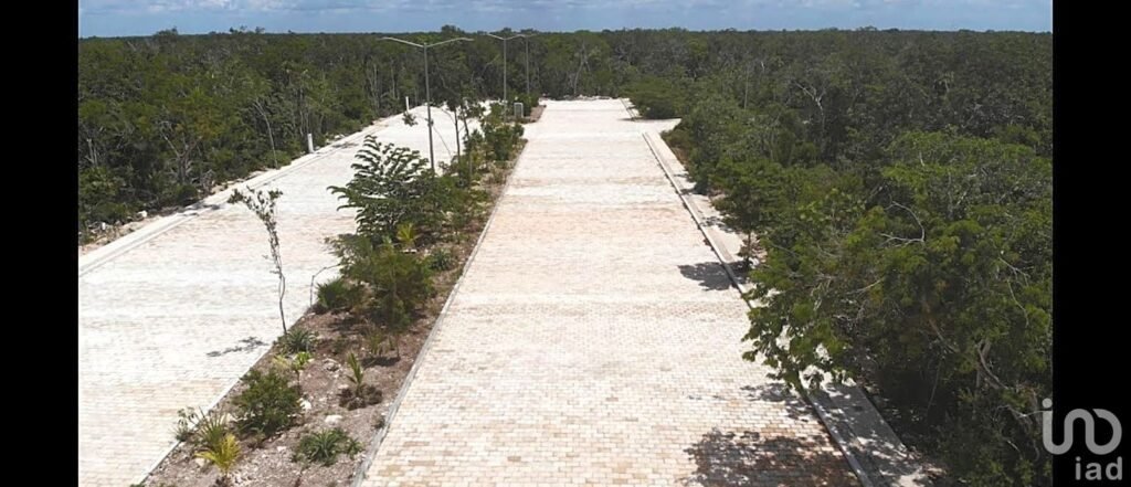 Ultimo Lote en esquina en Desarrollo Residencial en Tulum