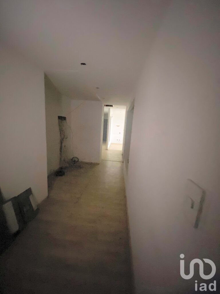 Se renta local comercial en insurgentes sur Benito Juárez.