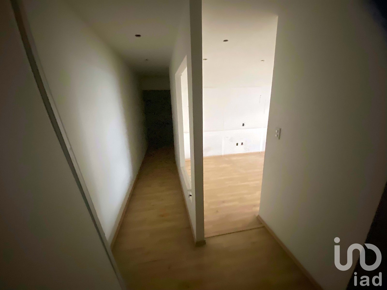 Se renta local comercial en insurgentes sur Benito Juárez.