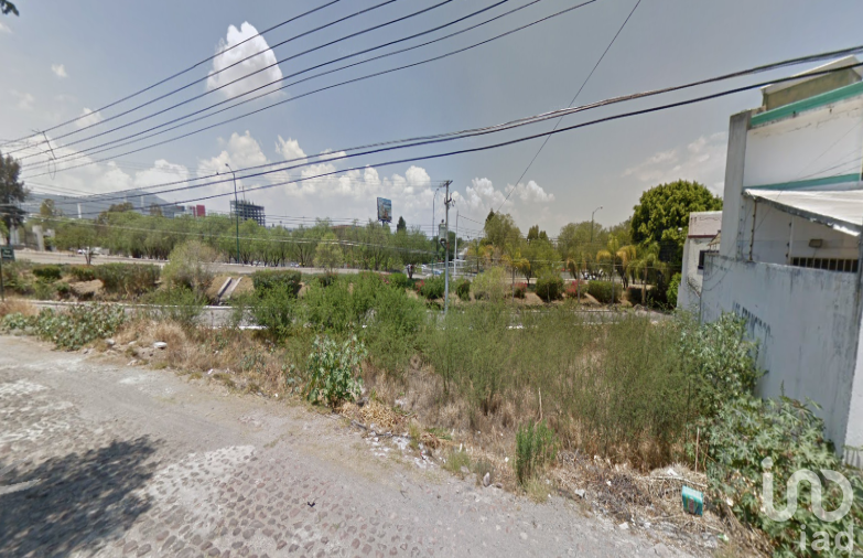 Terreno en VENTA, Vista Hermosa, QUERETARO a unos metros de Bernardo Quintana. Ideal Oficina/Negocio