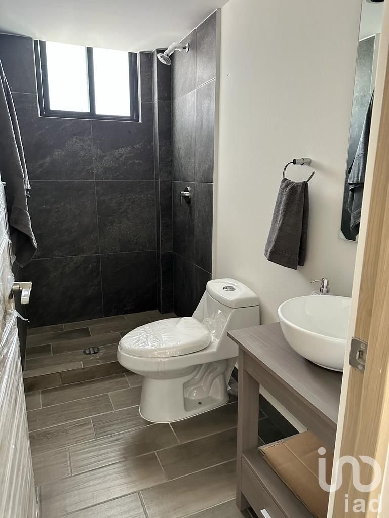 Departamento en Eje Central, Col. Portales