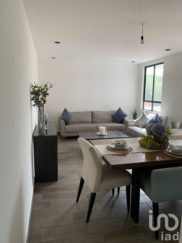 Departamento en Eje Central, Col. Portales