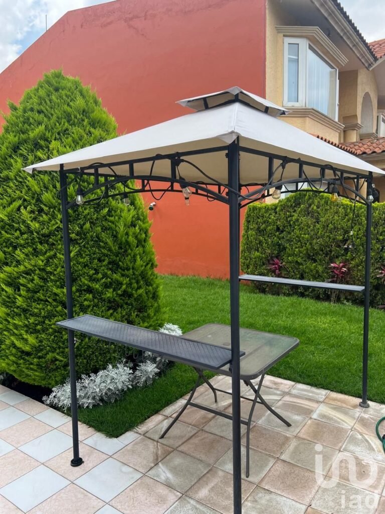 RESIDENCIA EN VENTA FRACCIONAMIENTO TORRES LINDAVISTA