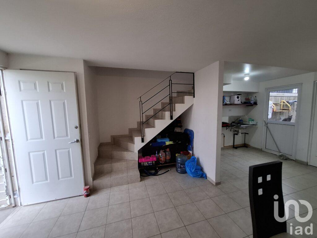 Casa en cerrada porfido condominio madagascar, Los encinos, El marques Queretaro