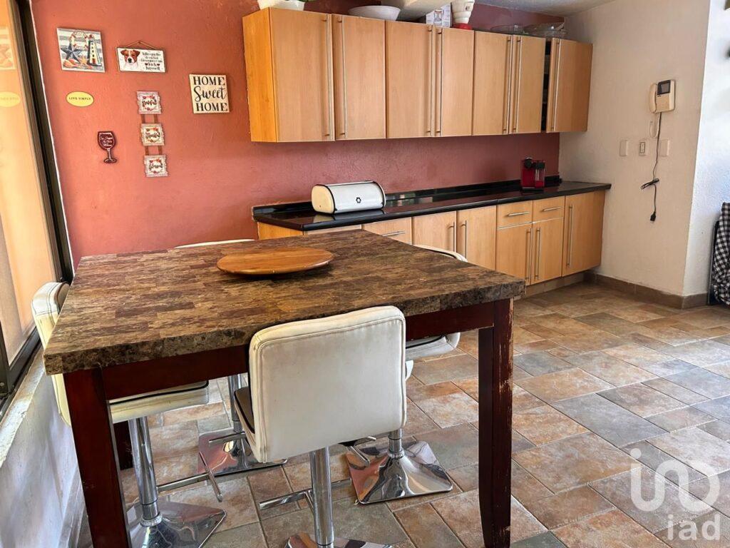 Casa en Venta, Condominio con Vigilancia, Col. Reforma, Cuernavaca
