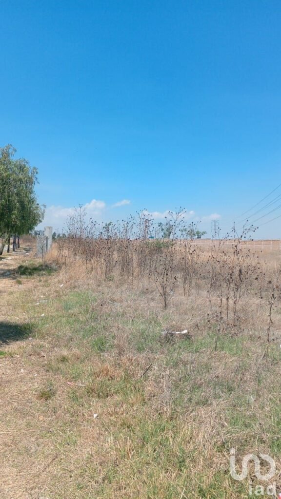 Se Vende Terreno Sobre Lateral Atlixcayotl, en Angelopolis