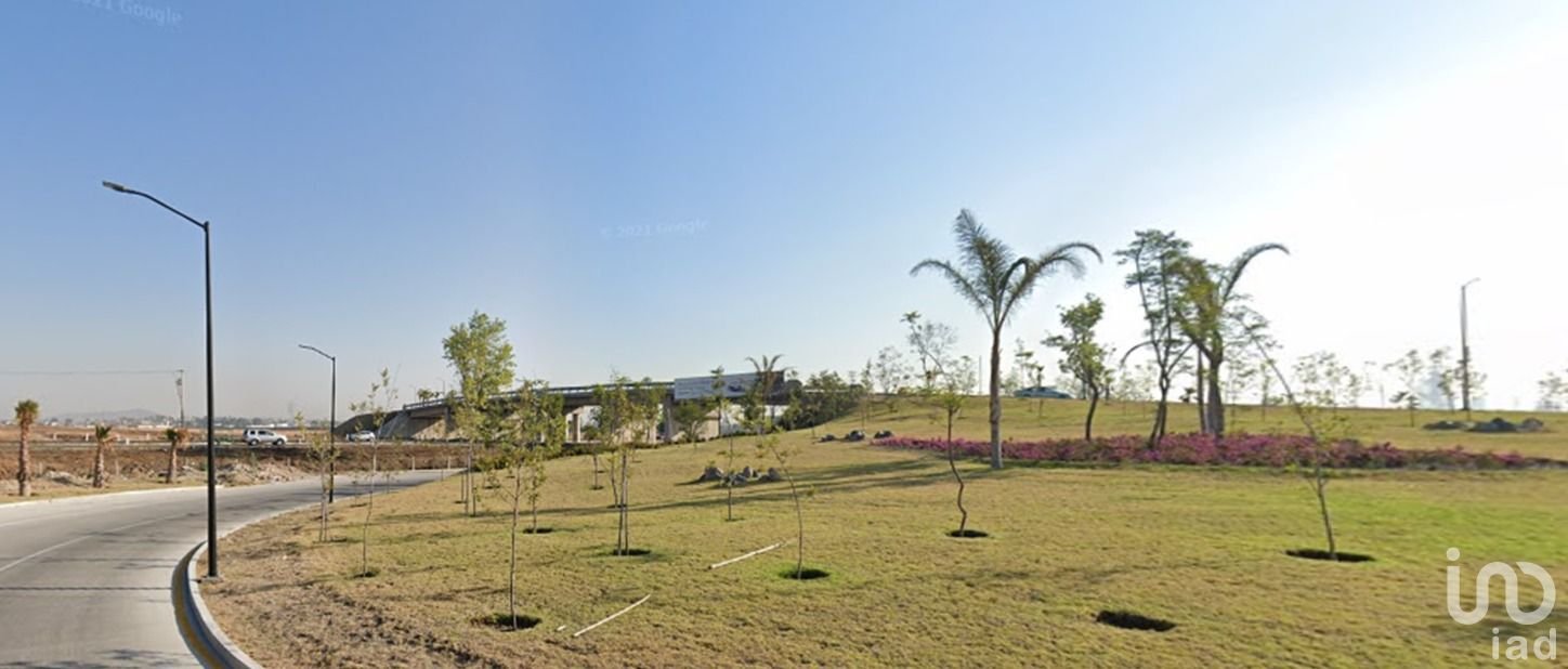 Se Vende Terreno Sobre Lateral Atlixcayotl, en Angelopolis