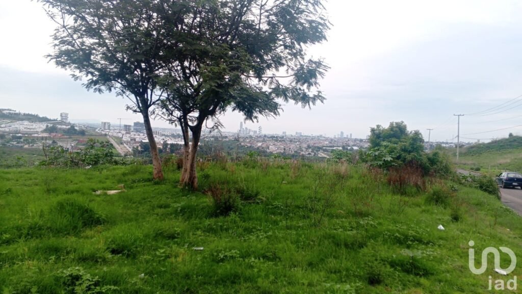 Se Vende Terreno En Prolongación de la 11 Sur, Sobre Carretera Por Jardines de Santa Clara