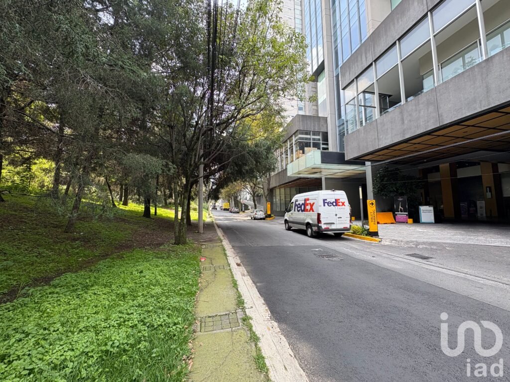 Se renta oficina en edificio Torre corporativo Infiniti Center, Santa Fe, Cuajimalpa
