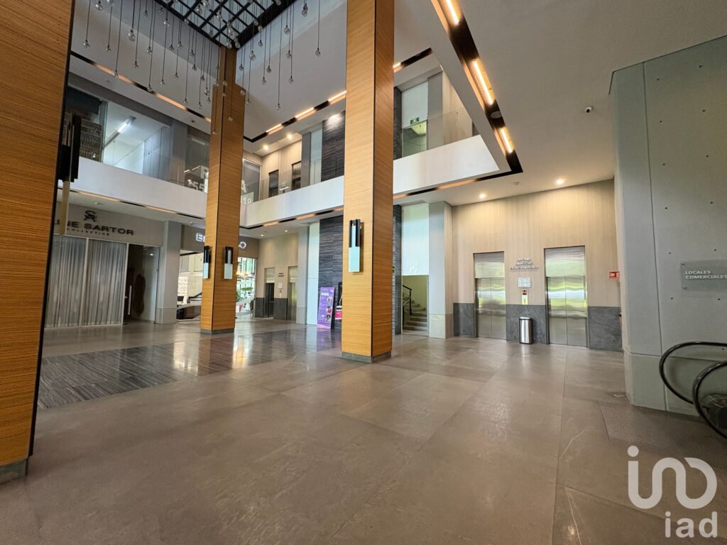 Se renta oficina en edificio Torre corporativo Infiniti Center, Santa Fe, Cuajimalpa