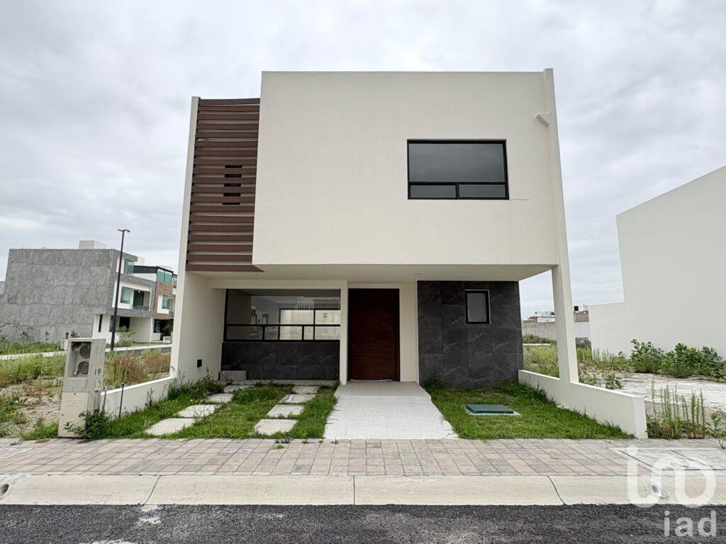Se vende casa nueva en fraccionamiento Residencial Explanada sur,  en Pachuca, Hidalgo