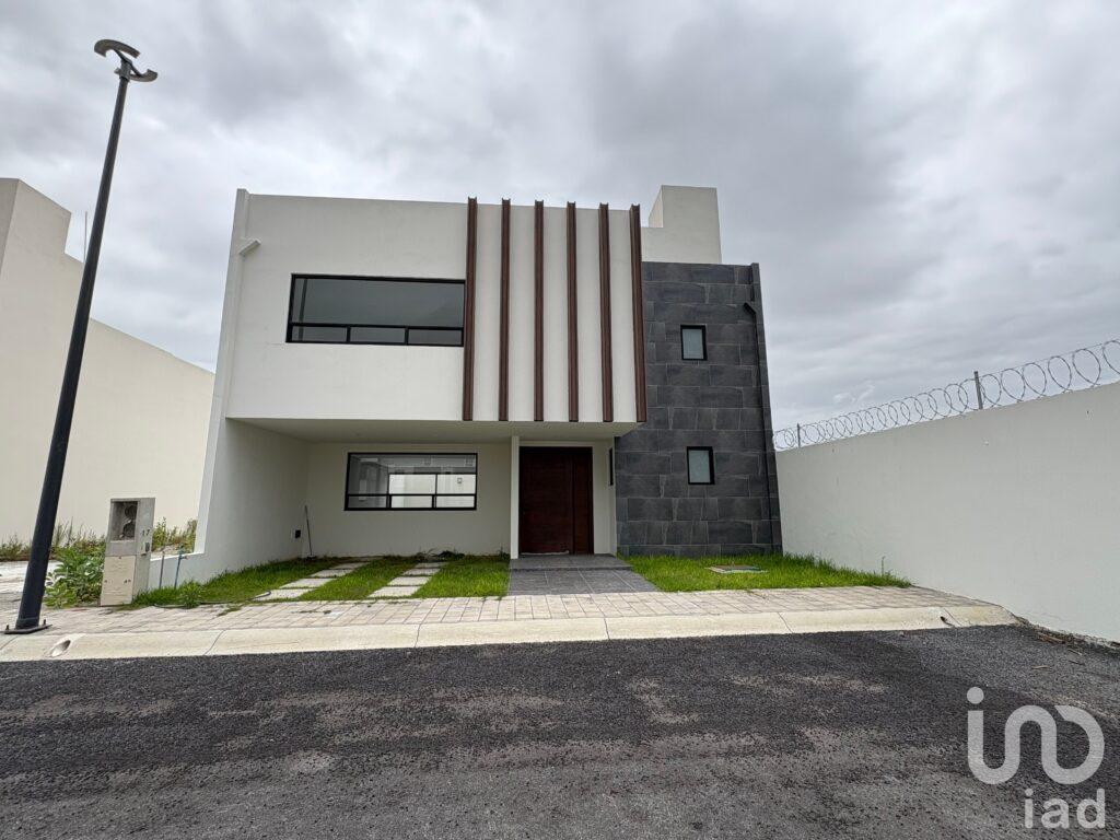 Se vende casa nueva moderna en Privada Residencial Explanada-Sur en Pachuca, Hidalgo