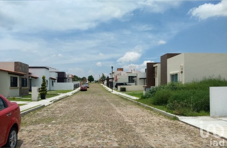 TERRENO RESIDENCIAL HACIENDAS DE TEQUISQUIAPAN
