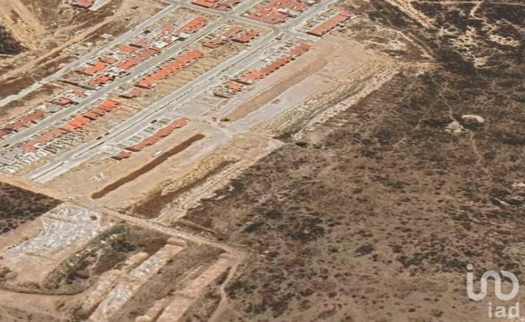 TERRENO EN VENTA EN FRACCIONAMIENTO HABITACIONAL,PACHUQUILLA,HGO.