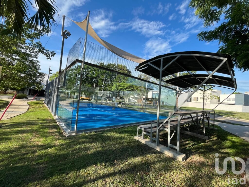 Terreno en Zona Country en Fracc. Jardines de Mazaltepec de 388 m2