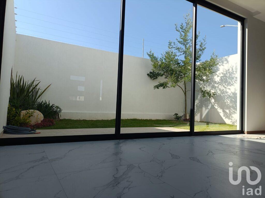 Casa en Venta en Valle Imperial, coto Maples, Zapopan, Jalisco