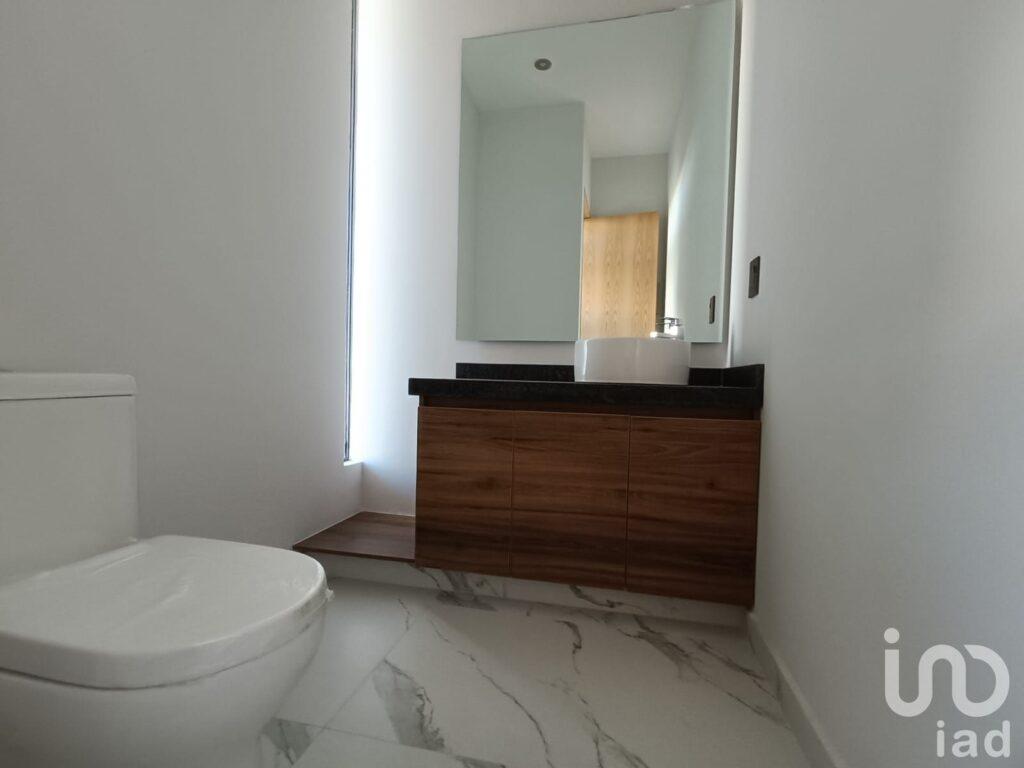 Casa en Venta en Valle Imperial, coto Maples, Zapopan, Jalisco