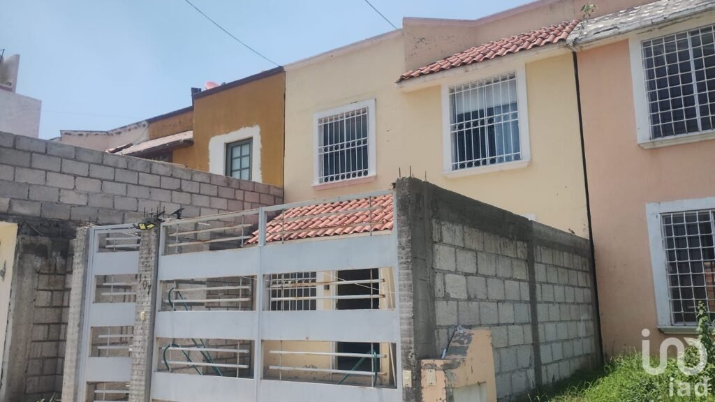 CASA EN VENTA EN PRIVADA SANTA TERESA,SAN ANTONIO EL DESMONTE,PACHUCA,HGO.