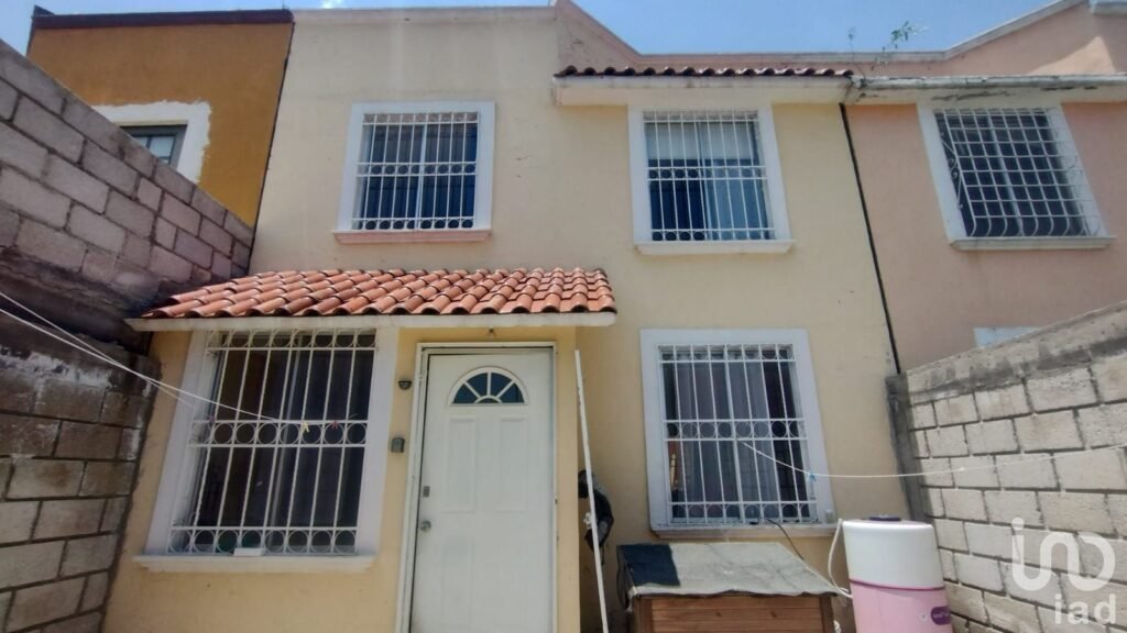 CASA EN VENTA EN PRIVADA SANTA TERESA,SAN ANTONIO EL DESMONTE,PACHUCA,HGO.