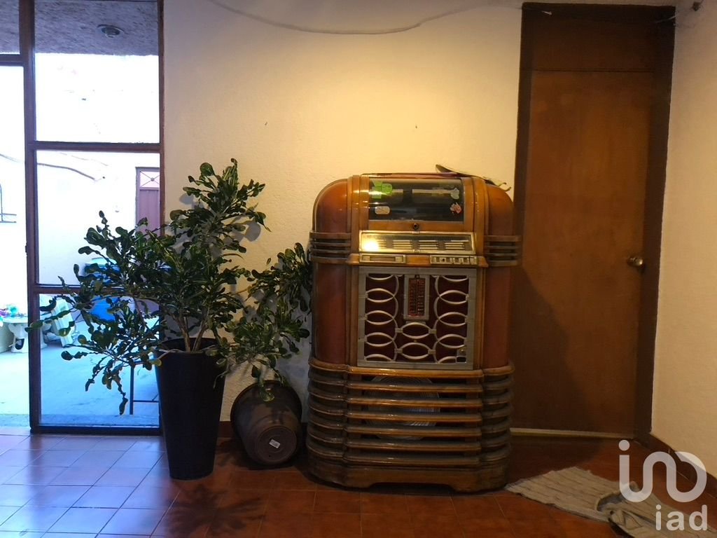 Casa en venta en zona comercial de Villa Coapa, Ciudad de México