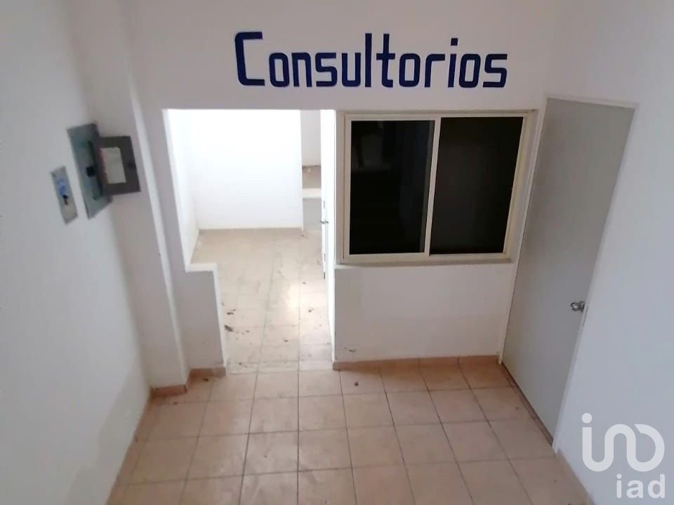 VENTA DE EDIFICIO EN TERAN IDEAL PARA CLINICA O CONSULTORIOS