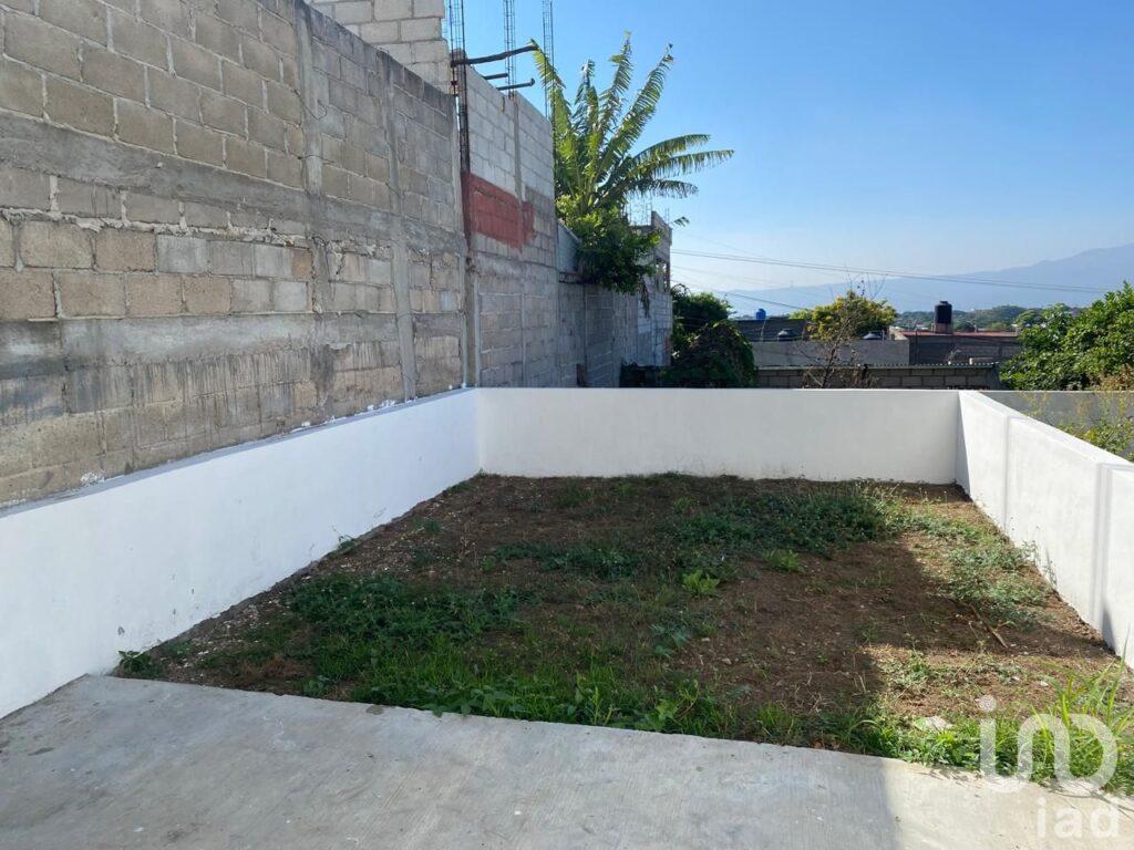 CASA EN VENTA EN COLONIA  LAS GRANJAS DE  TUXTLA GUTIERREZ , SE ACEPTAN CREDITOS