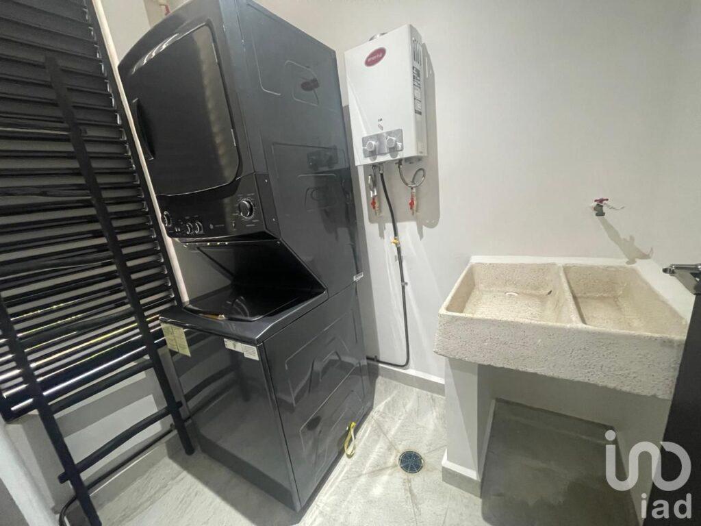 OPORTUNIDAD EN PLAYA DEL CARMEN – DEPARTAMENTO CON AMENIDADES COMPLETAS, COLONIA VILLAMAR II.