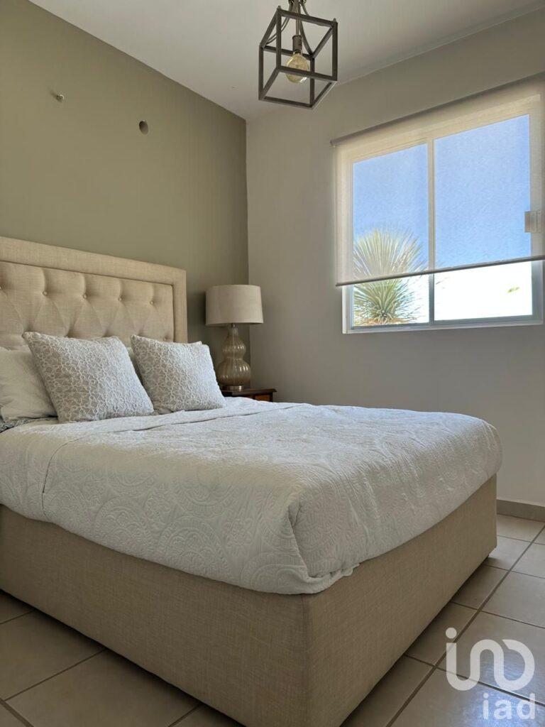 CASA EN VENTA EN LA PAZ BCS - ENTRADA A LA CIUDAD, CERCA DE BODEGA AURRERA Y CARRETERA A LOS CABOS