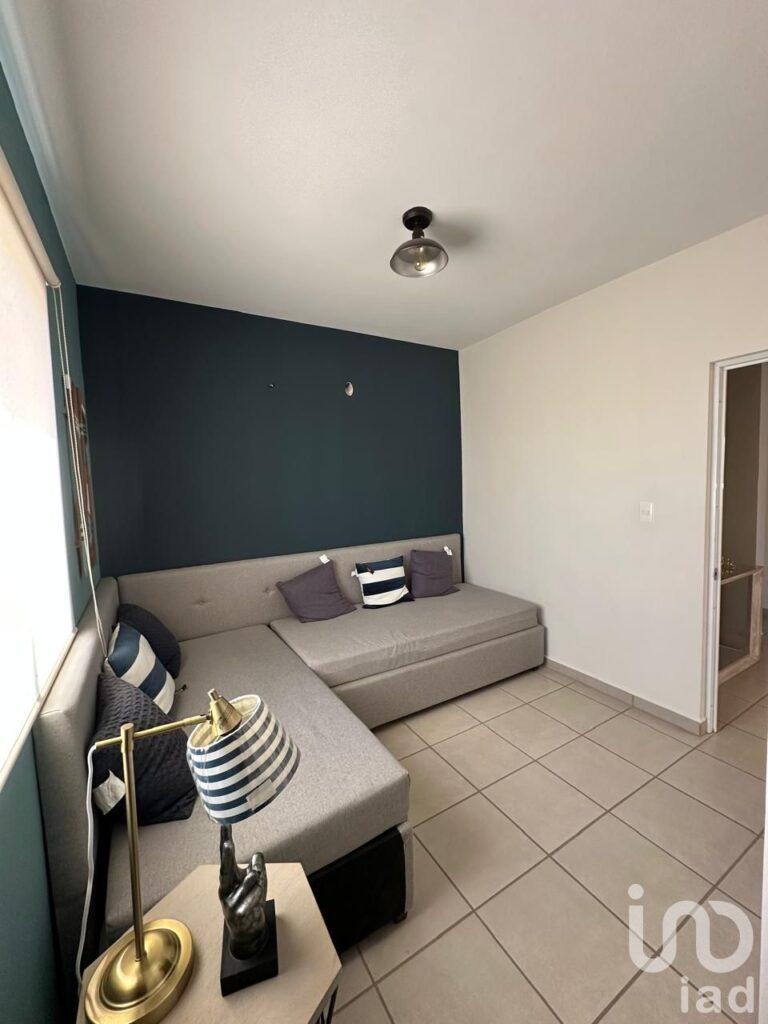 CASA EN VENTA EN LA PAZ BCS - ENTRADA A LA CIUDAD, CERCA DE BODEGA AURRERA Y CARRETERA A LOS CABOS