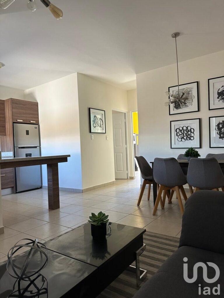 CASA EN VENTA DE 2 RECÁMARAS EN LA PAZ BCS -  IDEAL PARA INICIAR, LISTA PARA HABITAR.