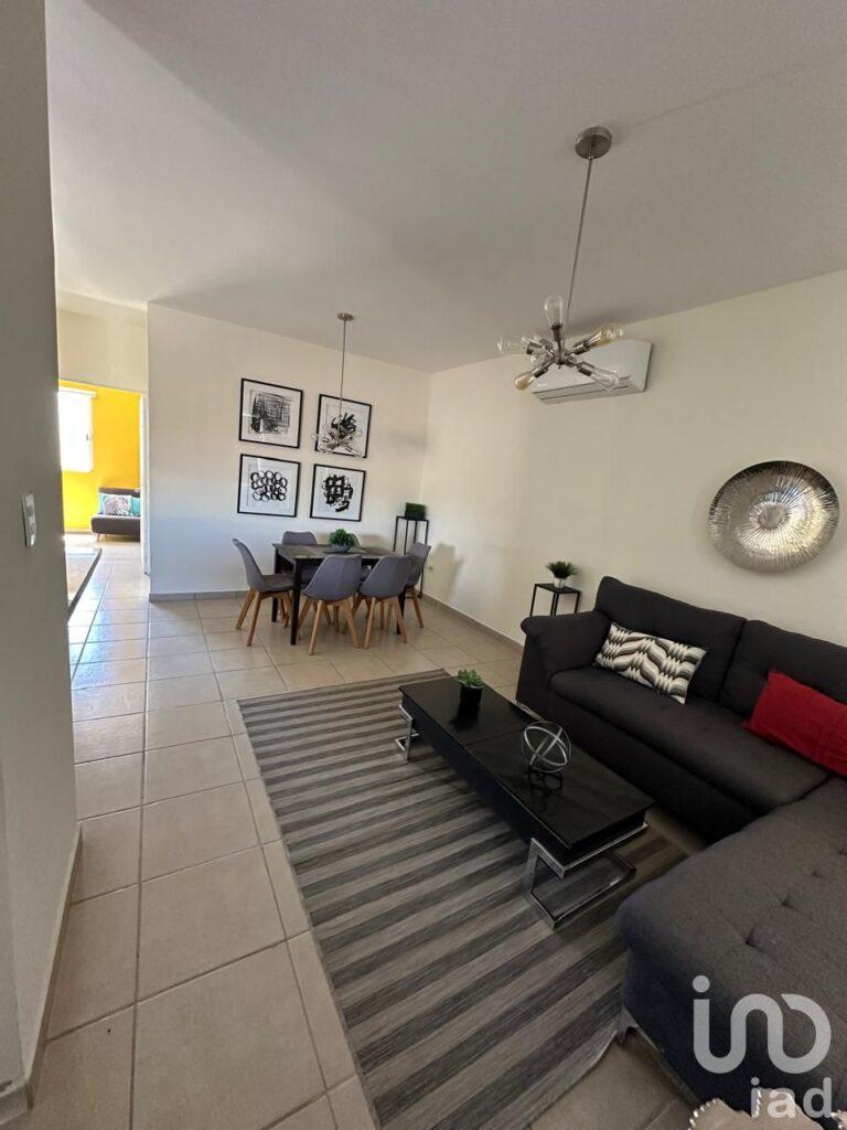 CASA EN VENTA DE 2 RECÁMARAS EN LA PAZ BCS -  IDEAL PARA INICIAR, LISTA PARA HABITAR.