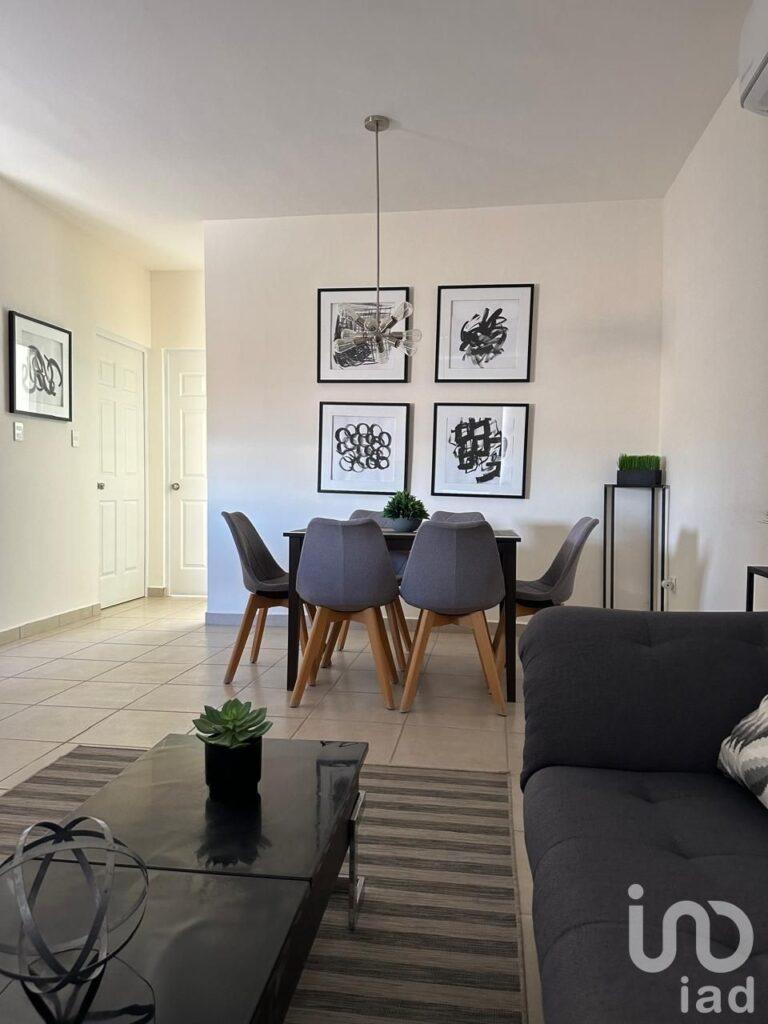 CASA EN VENTA DE 2 RECÁMARAS EN LA PAZ BCS -  IDEAL PARA INICIAR, LISTA PARA HABITAR.