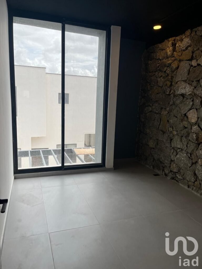 CASA EN VENTA EN EL FRACCIONAMIENTO RINCONES DE ANTIOQUIA