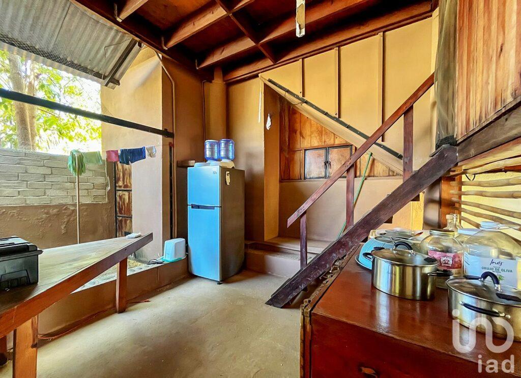 CASA CON 5 RECAMARAS Y VISTA AL MAR, PUERTO ESCONDIDO